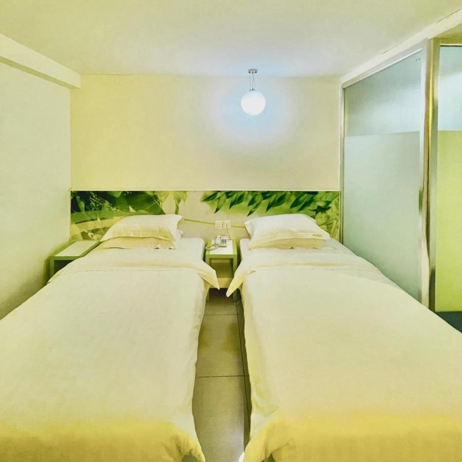 Green Apple Boutique Hotel Kota Kinabalu Exterior photo